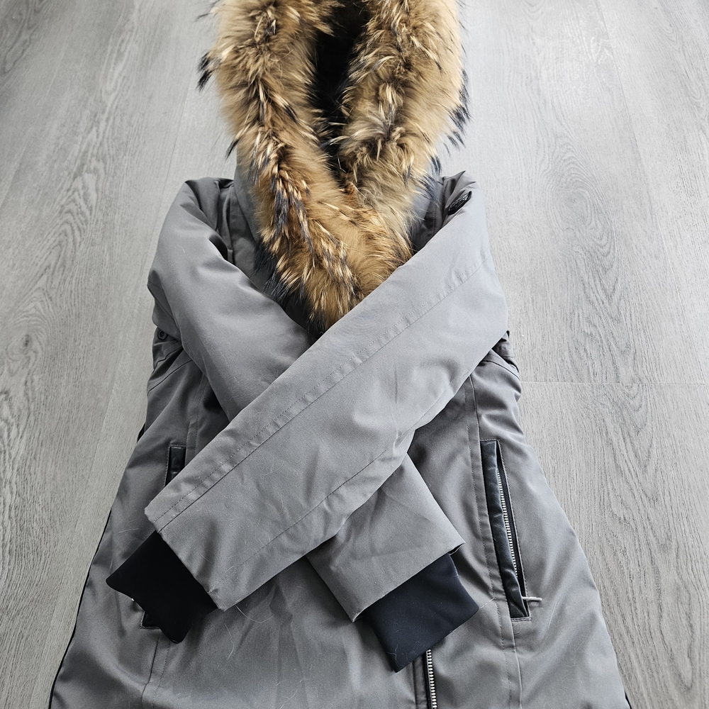 Elegant RUDSAK Jacket Black and Gray Jacket For Cold Weather